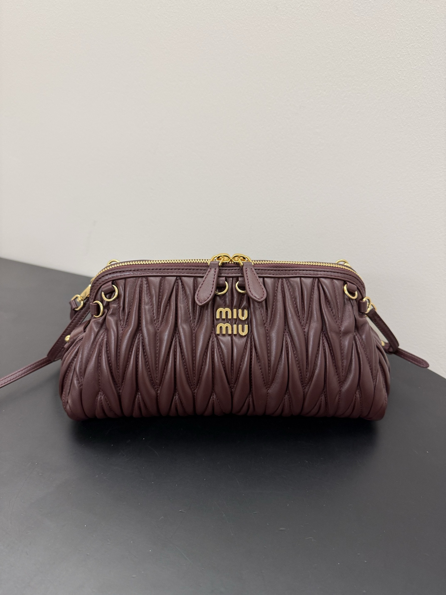 Miu Miu Matelassé Leather Clutch Bag-28* 14.5* 10CM