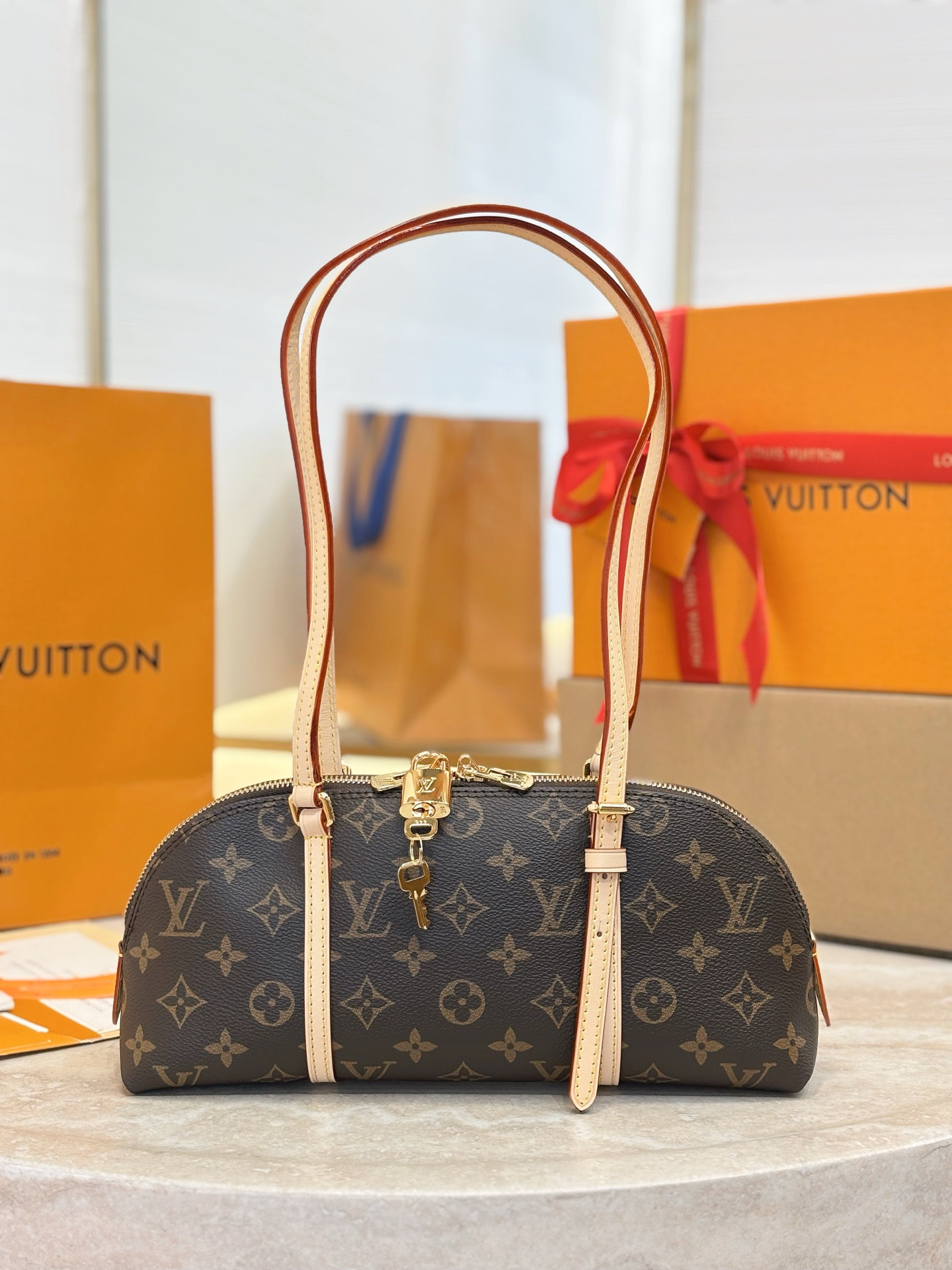 Lo*uis Vvtt0n Squire East West Monogram - Women - Handbags-M28953-29x14x8CM