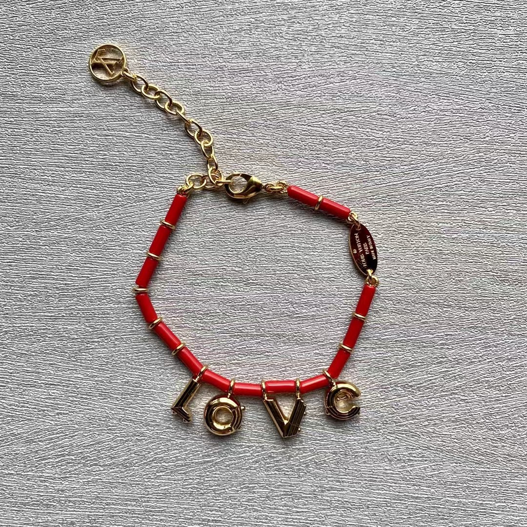 l0*is V*t0n bracelet