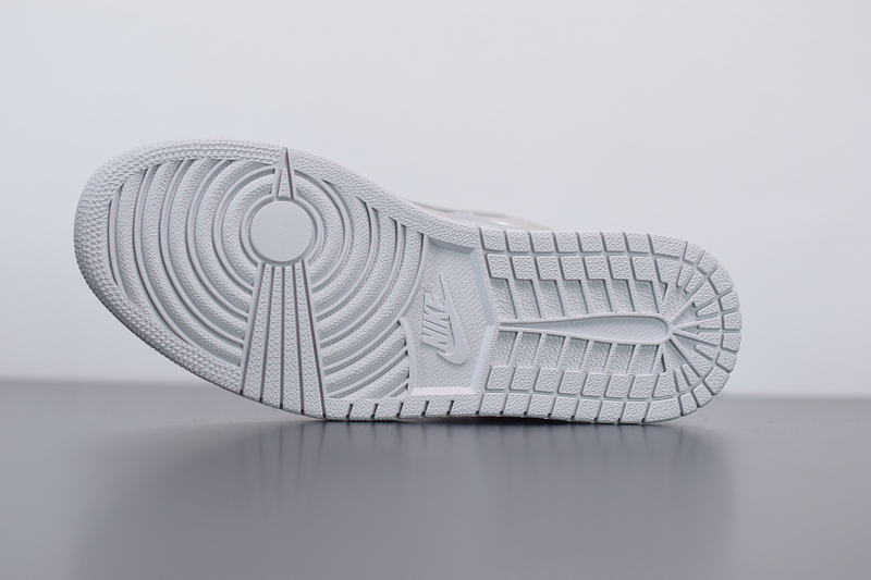 JORDAN 1 RETRO HIGH CO JAPAN NEUTRAL GREY (2020) DC1788-029