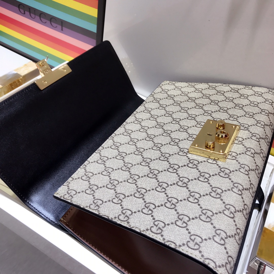 G*u*i padlock bag-30*19*10cm