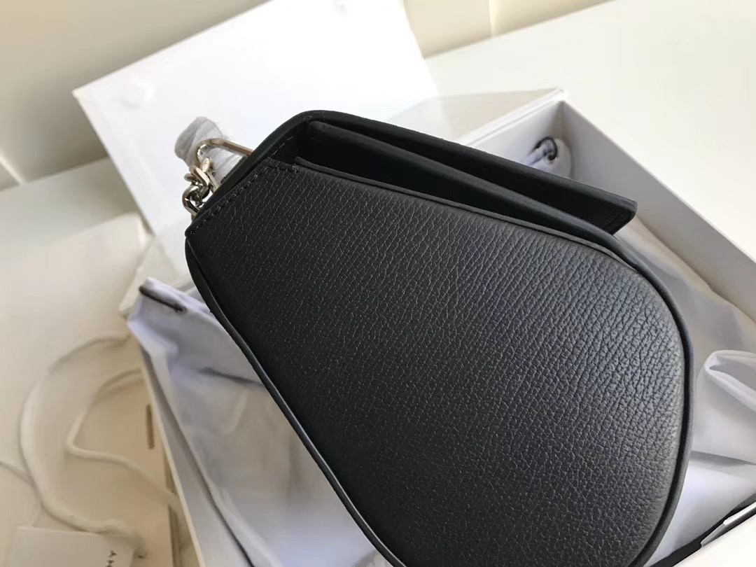 Givenchy Pandora Bag-18CM