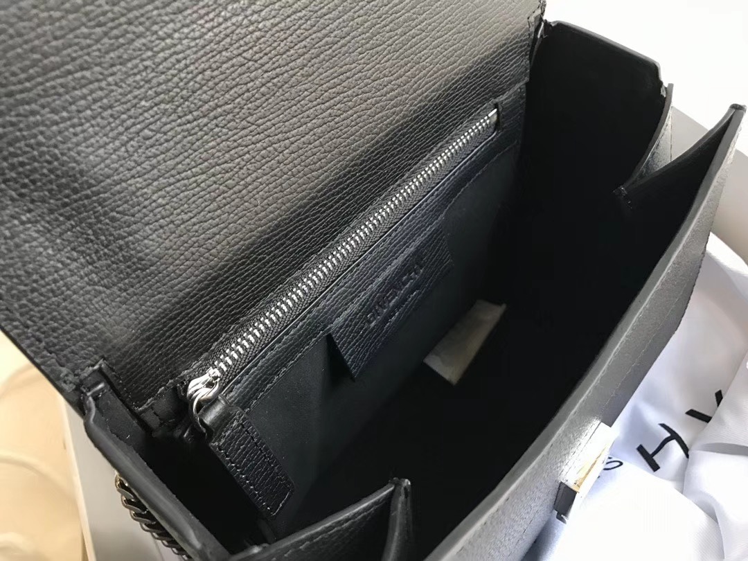 Givenchy Pandora Bag-18CM