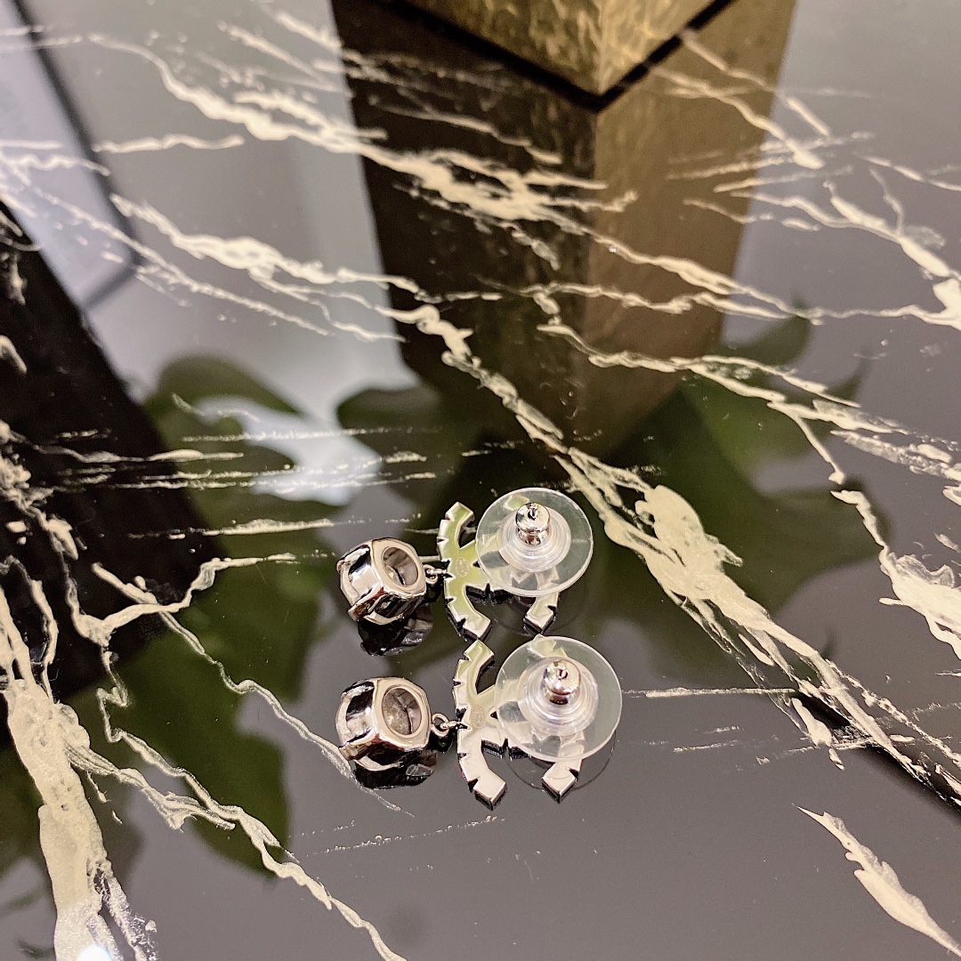 Ch@nel 2021ss Earring