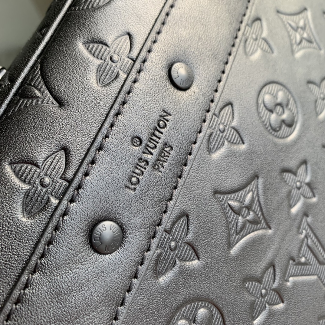 l0*is V*t0n pouch-26*17*71cm