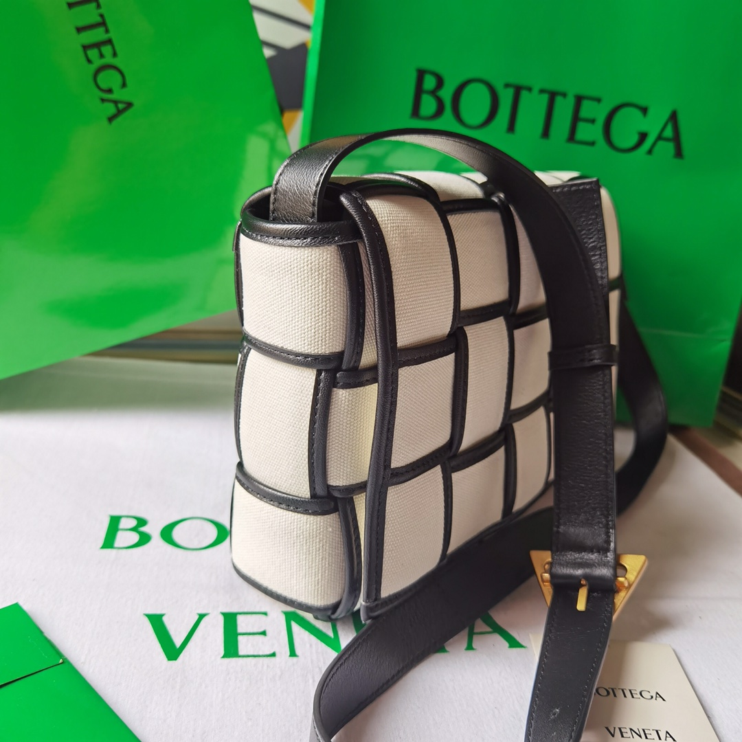bo*te*ga Ve*ne*ta webbing crossbody bag-26x18x8cm
