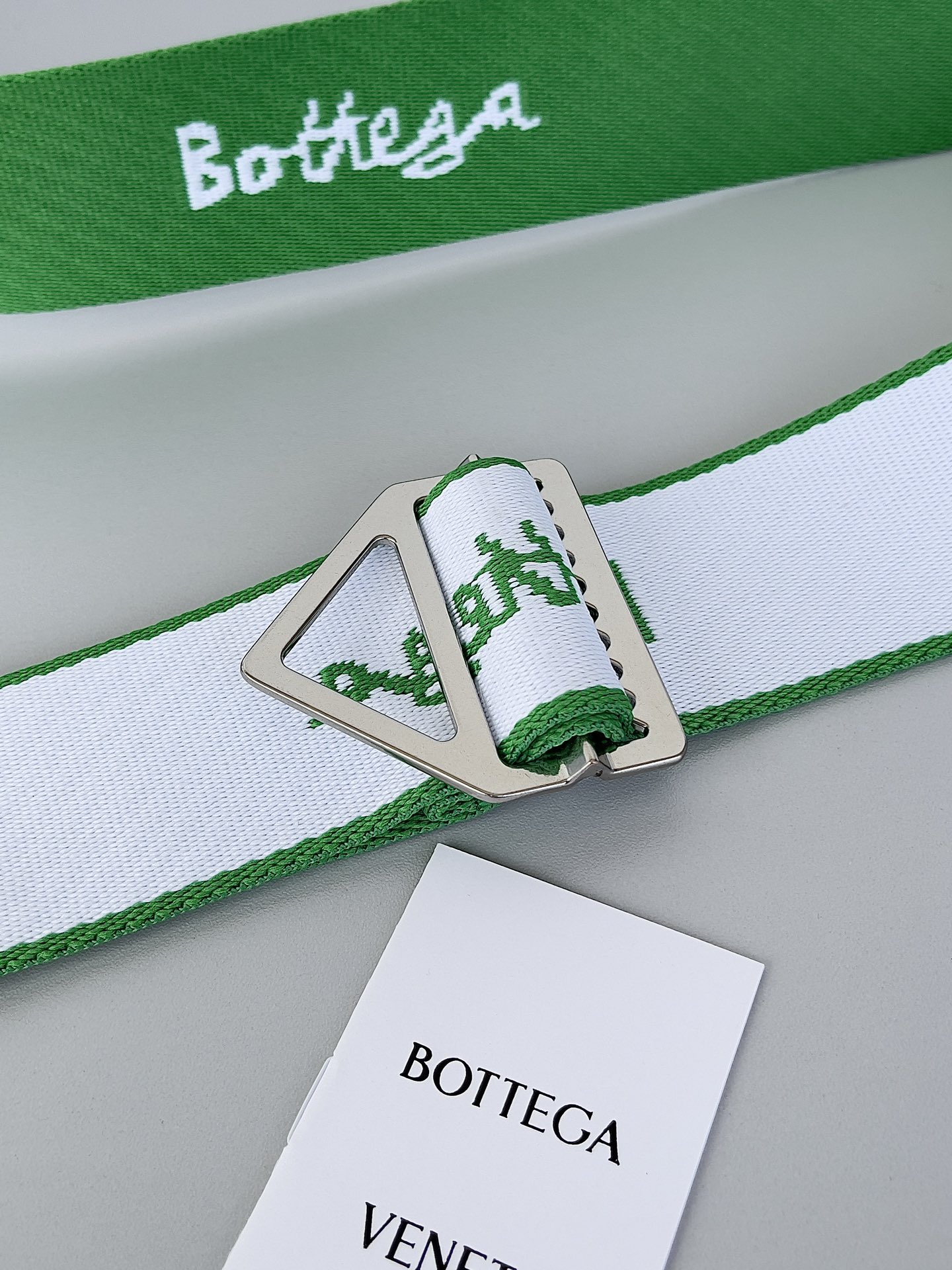 bo*te*ga Ve*ne*ta webbing crossbody bag-25*15*5cm