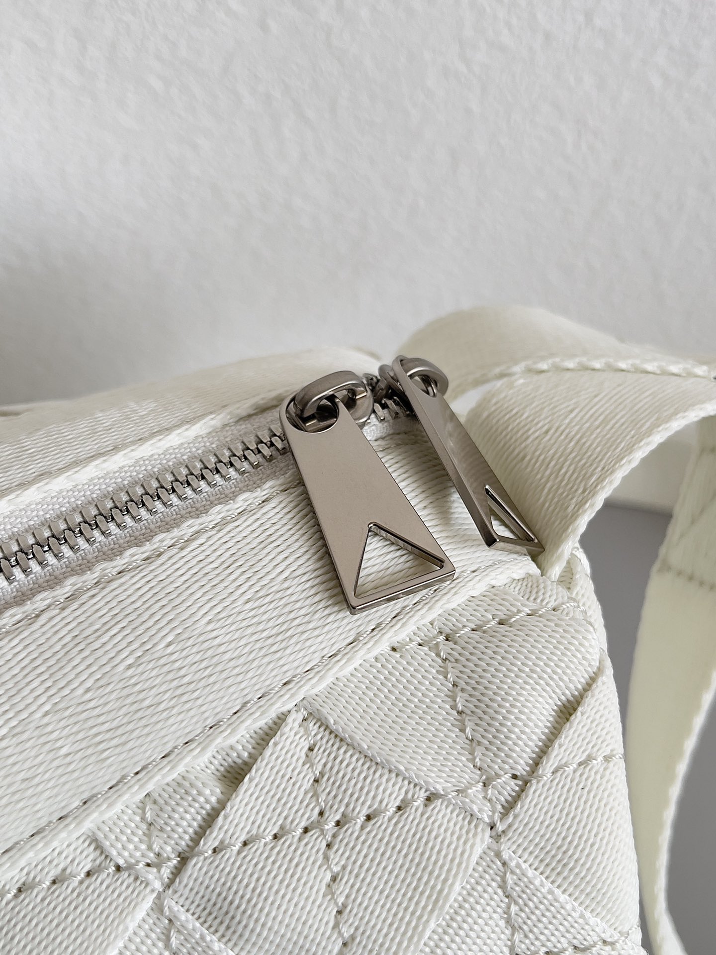 bo*te*ga Ve*ne*ta webbing crossbody bag-26*15*15cm