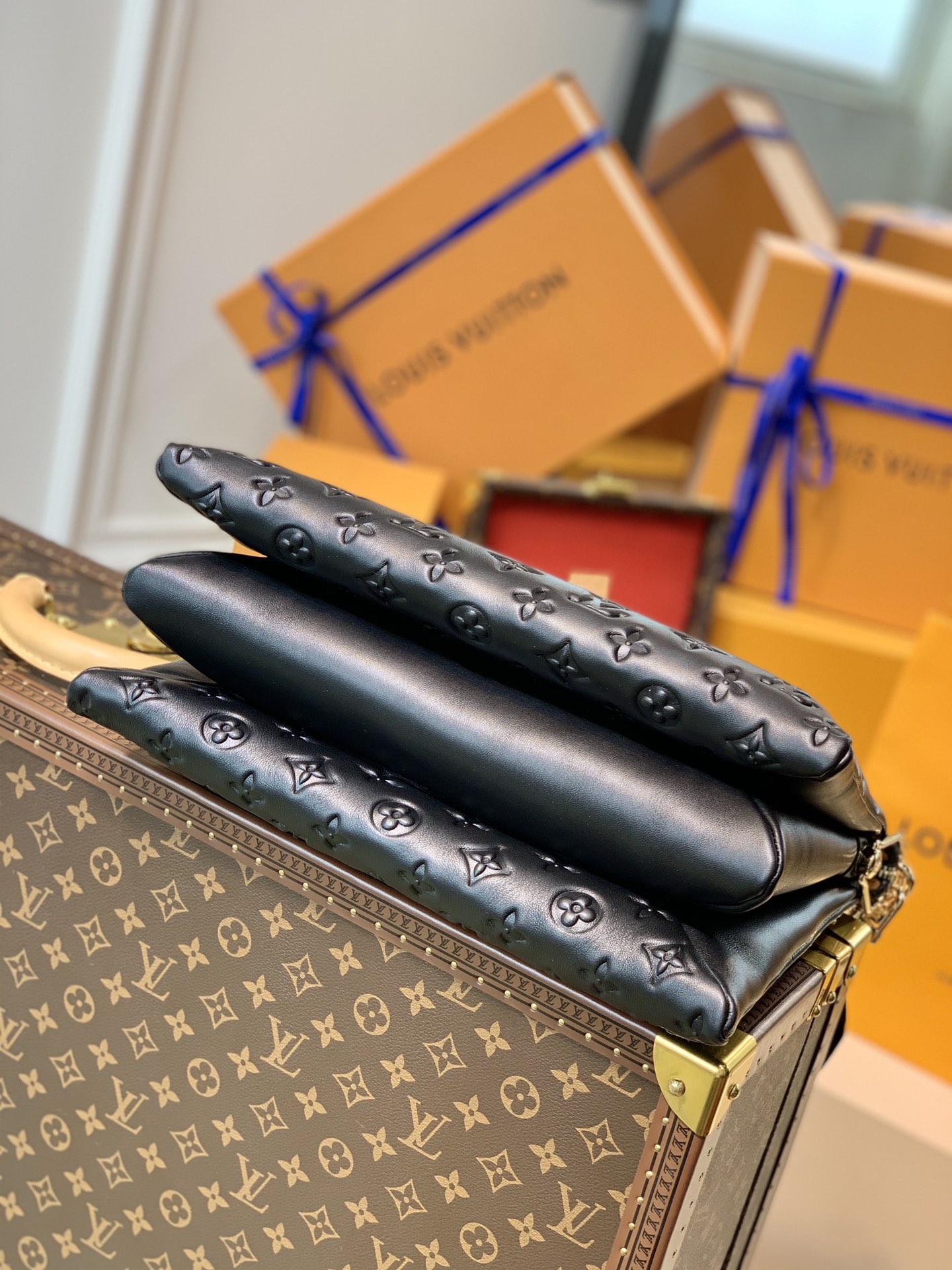 l0*is V*t0n coussin handbags-34 ×24×12cm