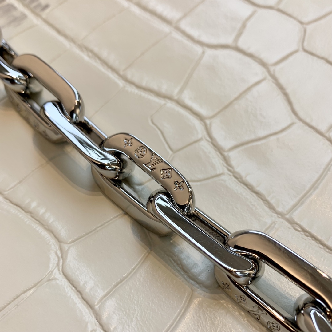 l0*is V*t0n coussin handbags-26*20*12cm