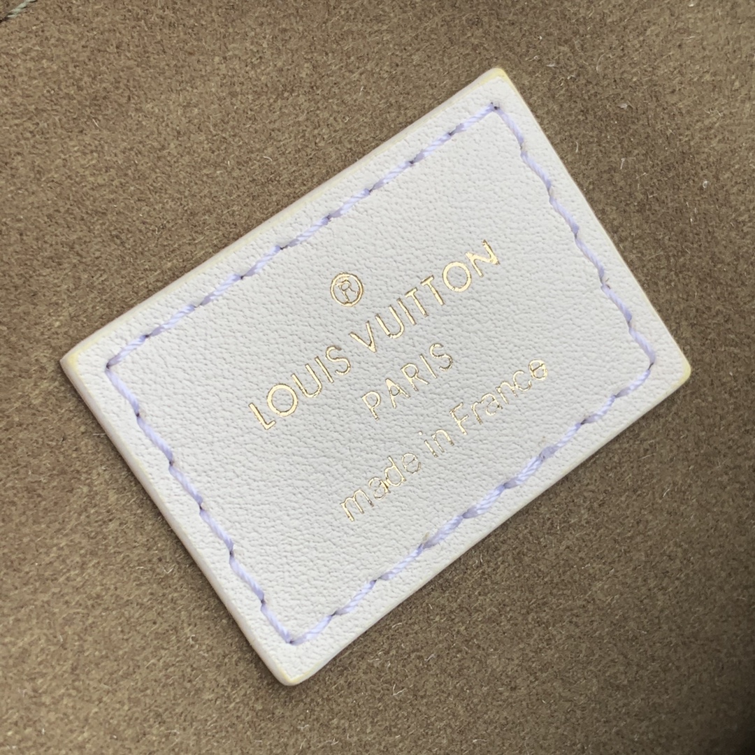 l0*is V*t0n coussin handbags-26*20*12cm