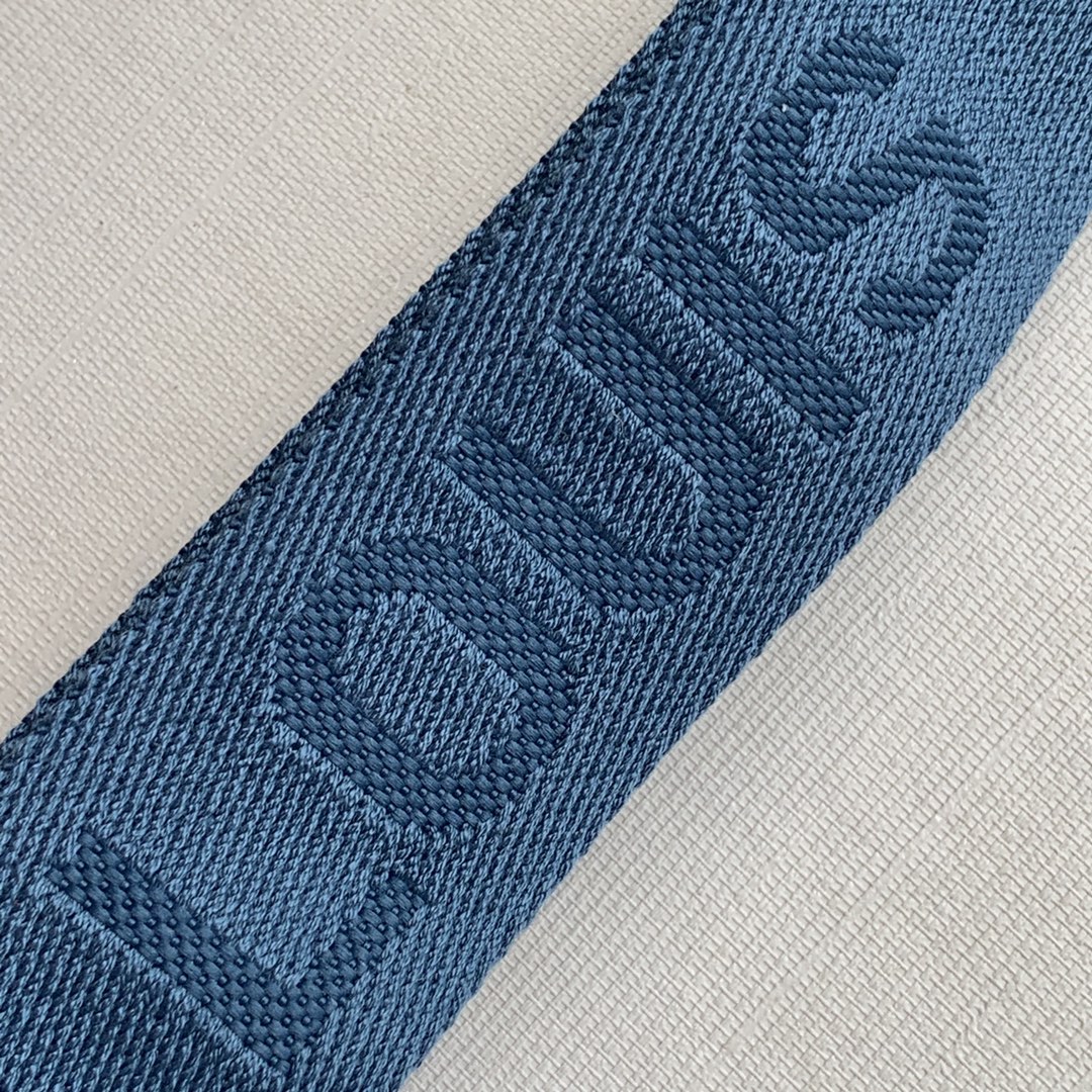 l0*is V*t0n coussin handbags-26*20*12cm