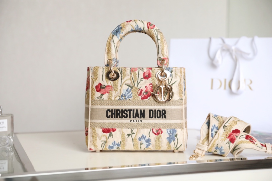 lady D*or handle bag-24cm