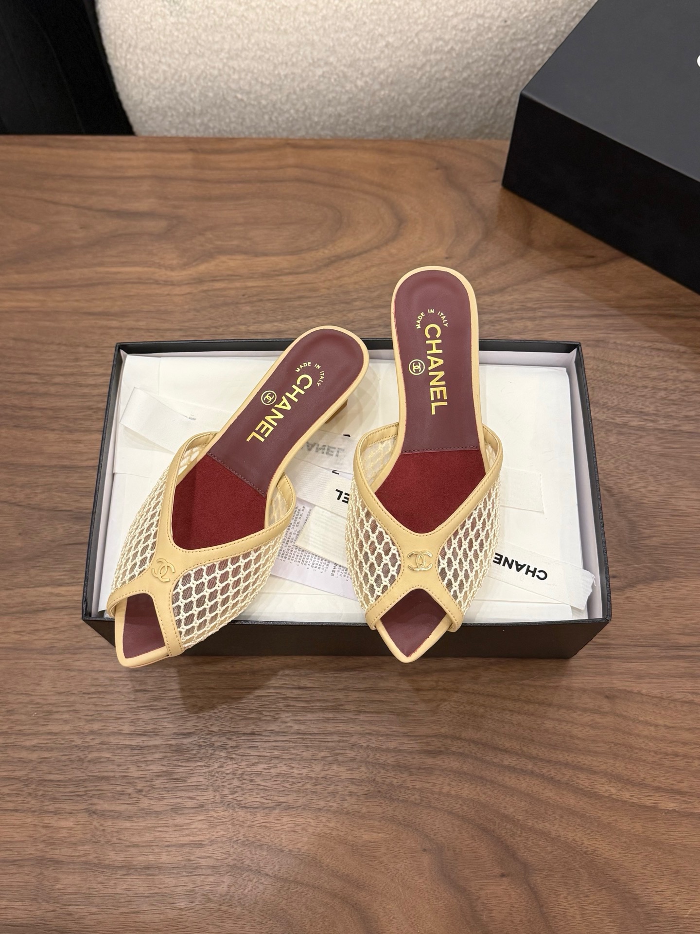 Ch@nel 2026SS Slides-4CM