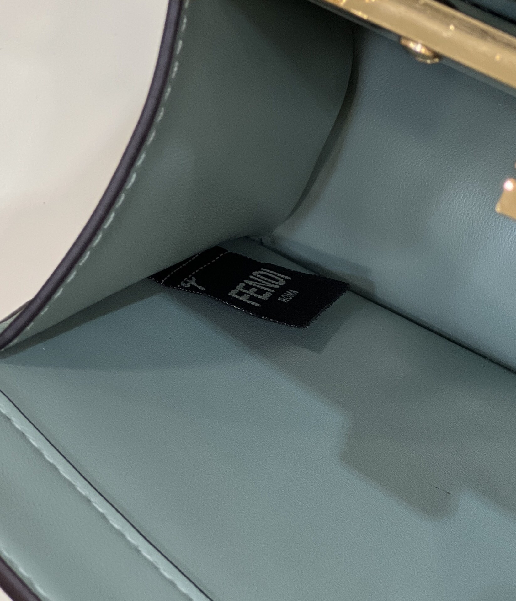 F**di peekaboo-20*11*15cm