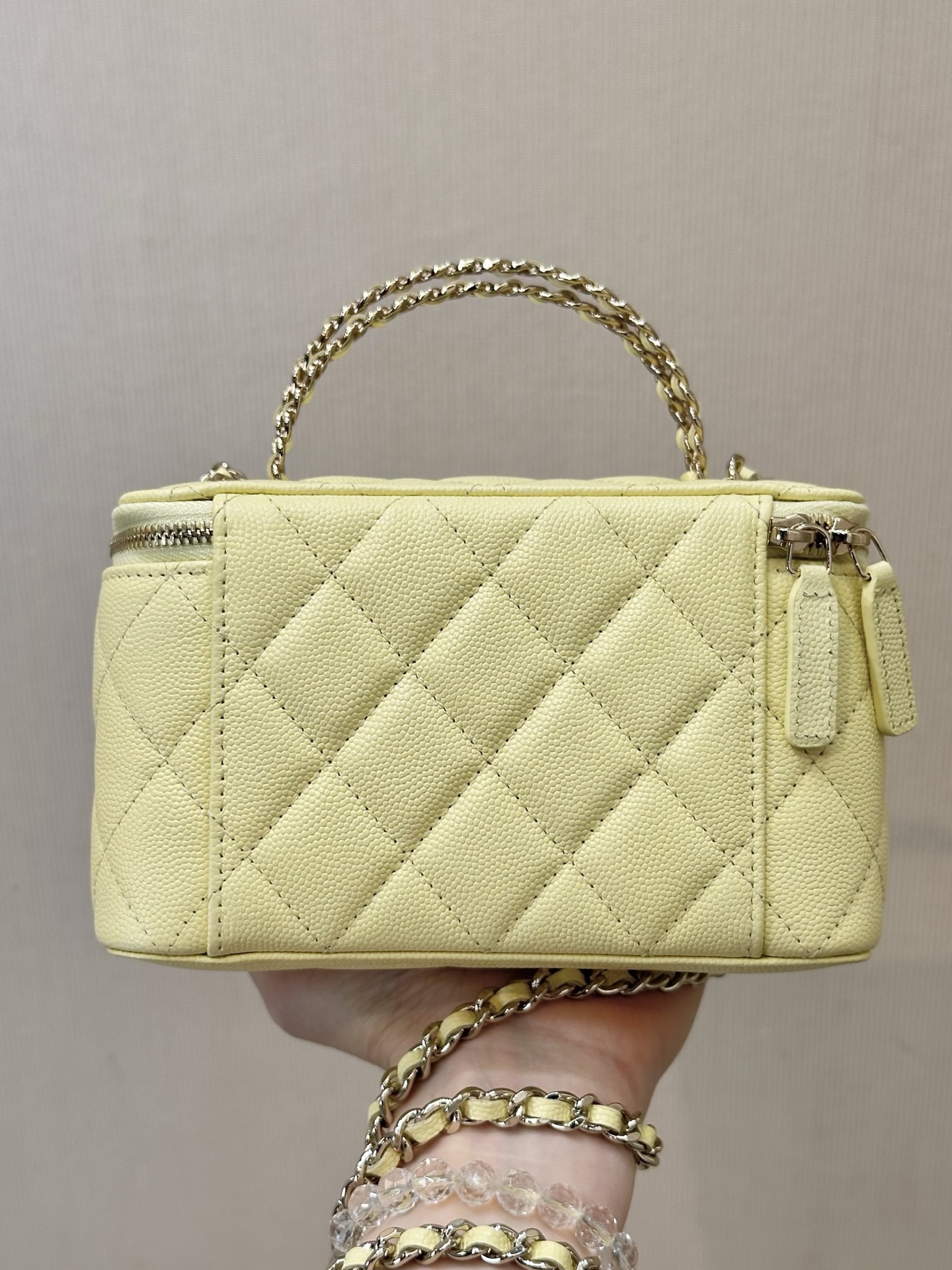 Ch@nel Vanity With Chain-16×10×8CM