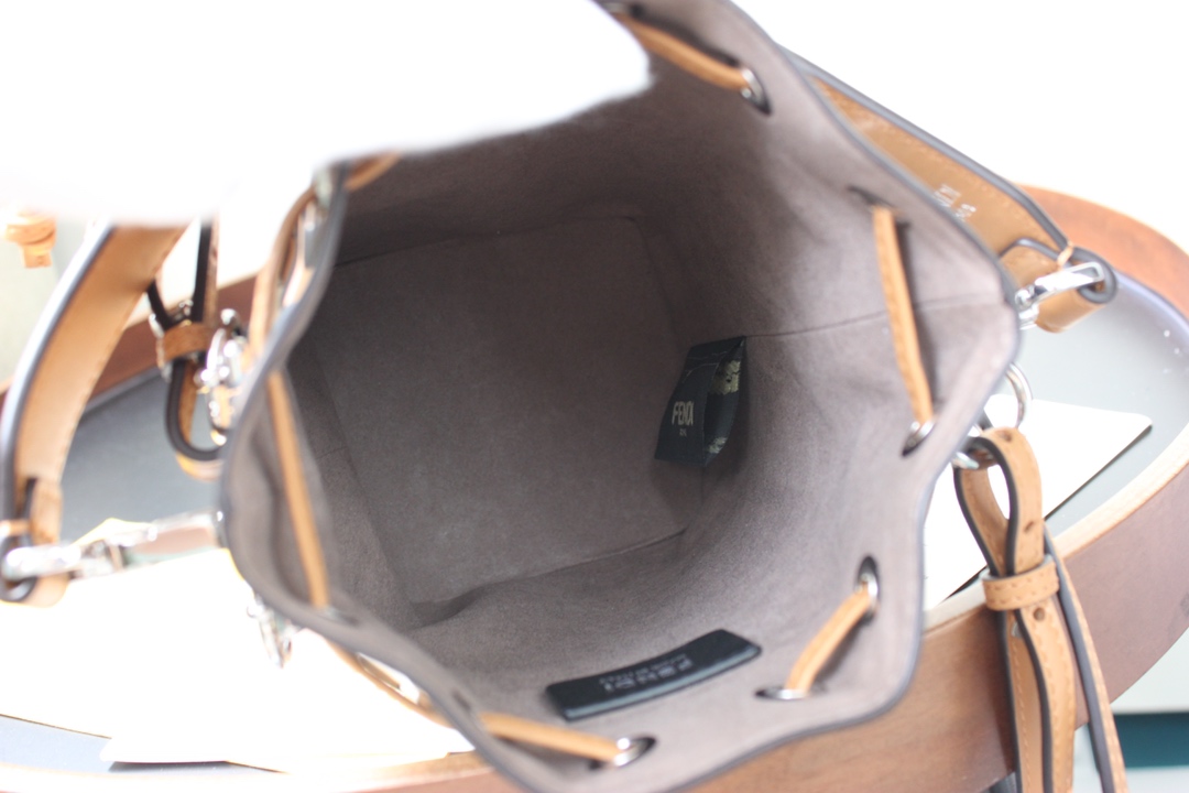 F**di mini mon tresor bag -12x18x10cm