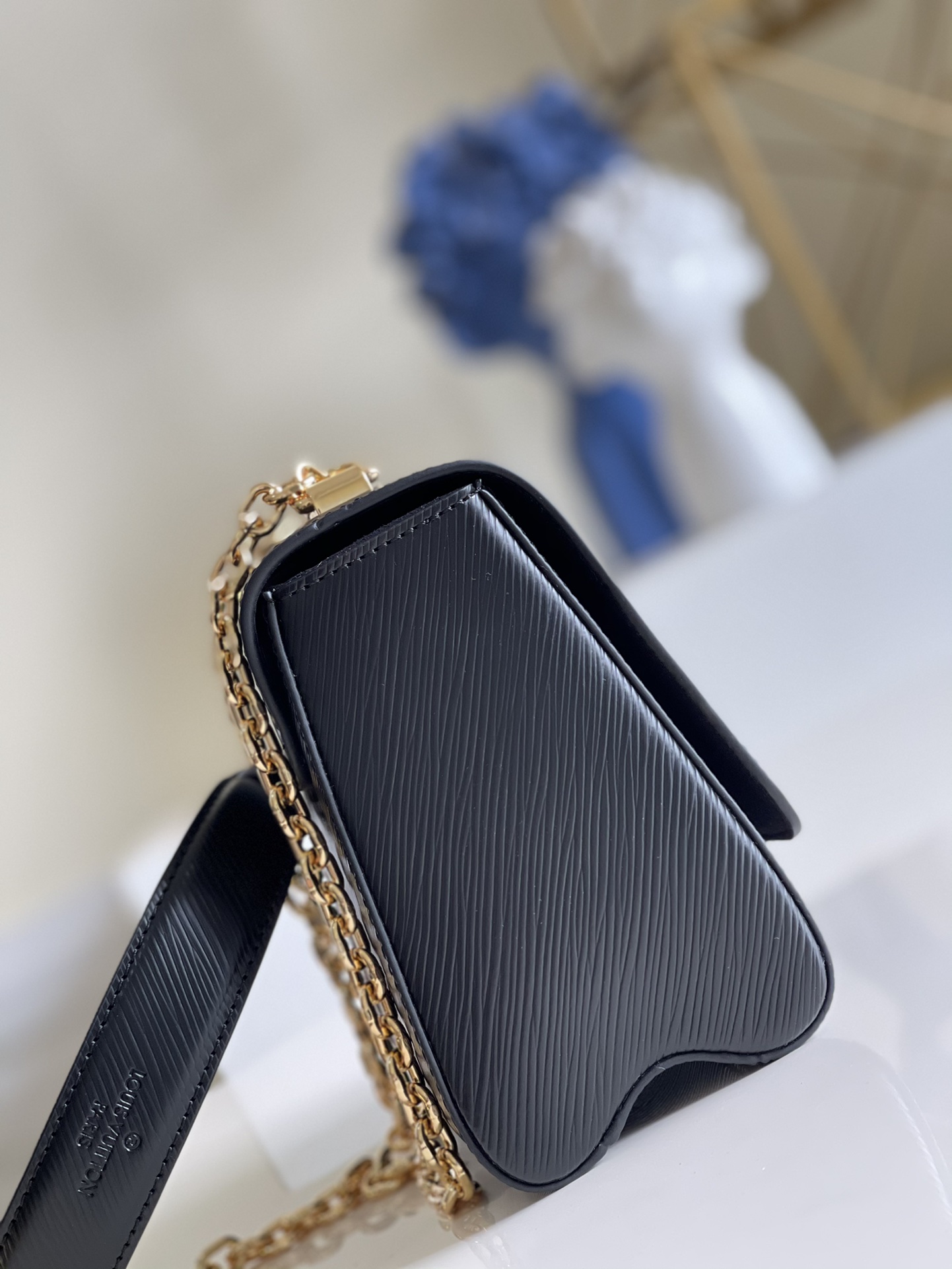 l0*is V*t0n twist mm-23*18*8cm