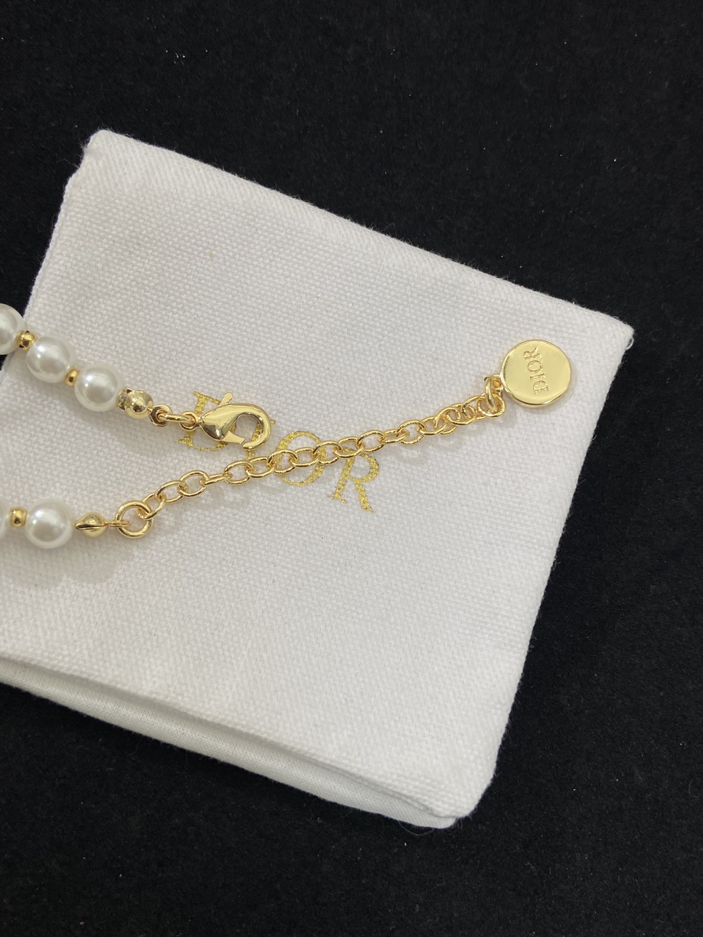 Di*r Necklace