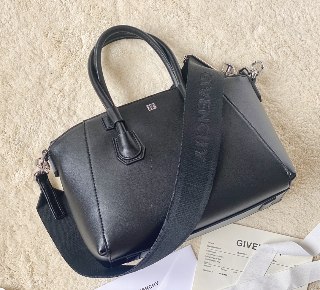 Givenchy Antigona Sport -22*5*18CM