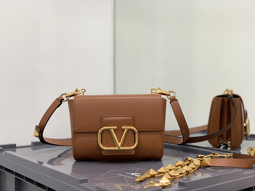 Valentino Handbags-20*15*7CM
