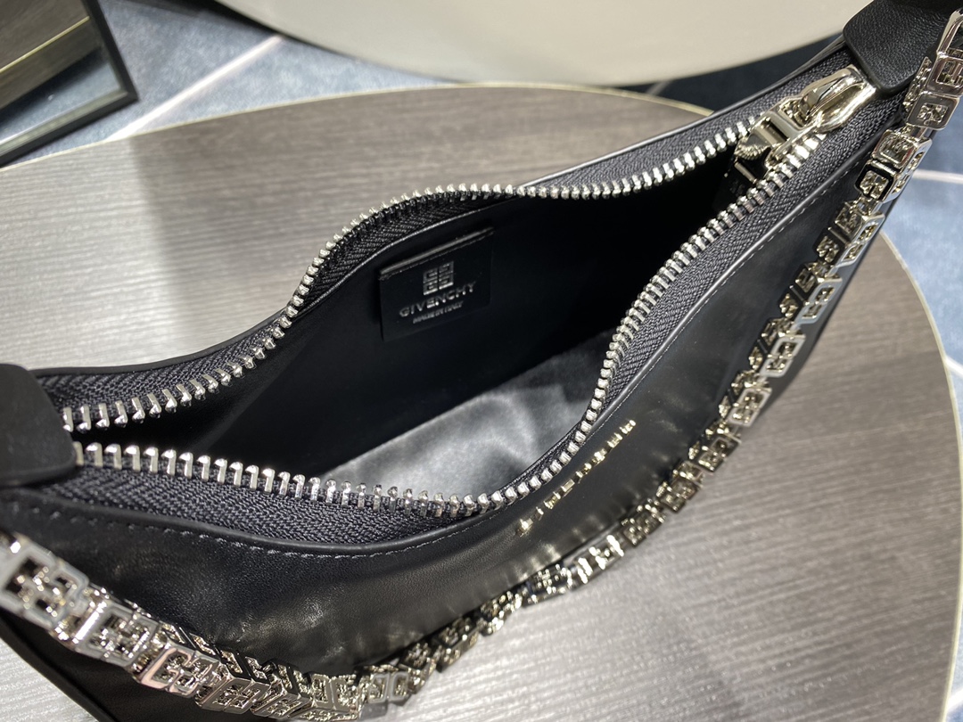 Givenchy Moon Cut Hobo-25x7x12CM