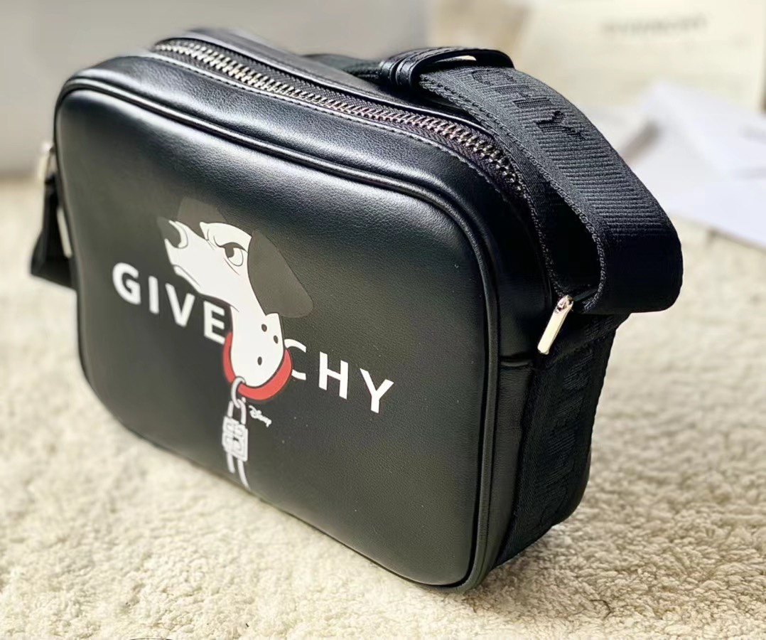 Givenchy Waist Bag-16x11x8CM
