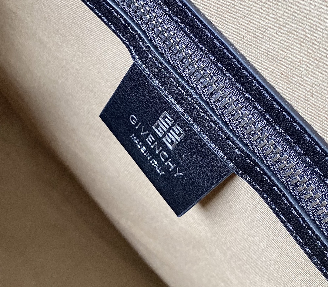 Givenchy Antigona Sport -41*9*31CM
