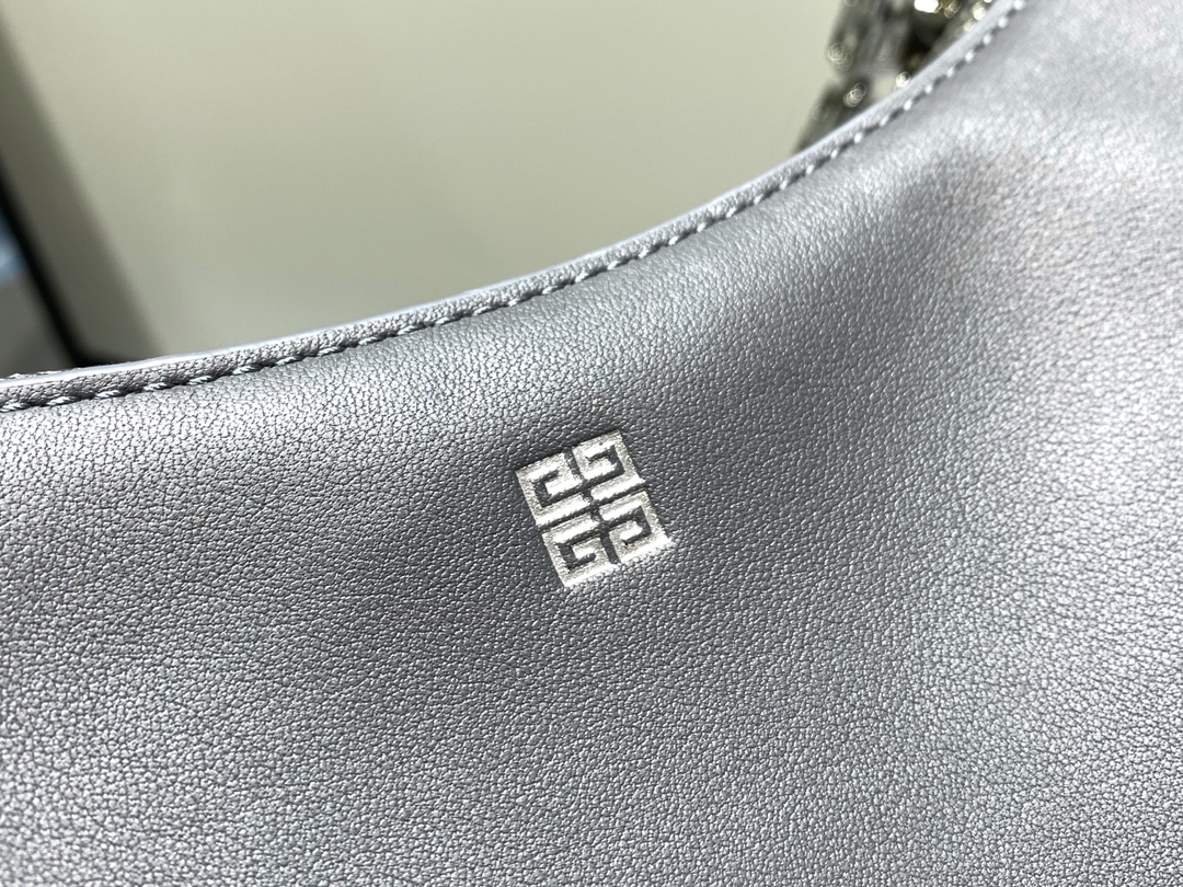 Givenchy Moon Cut Hobo-25x7x12CM
