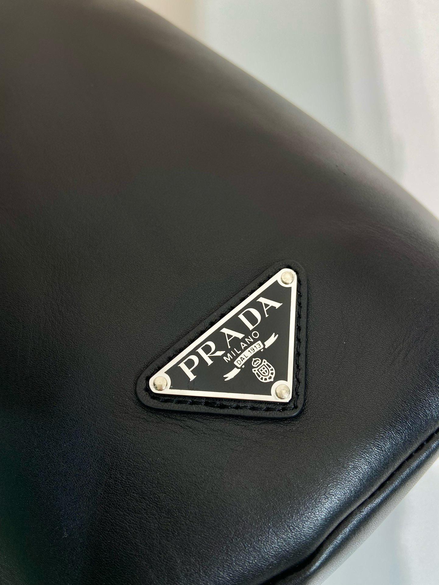 Pra*a 2vz098 handbags-17*32*6.5cm