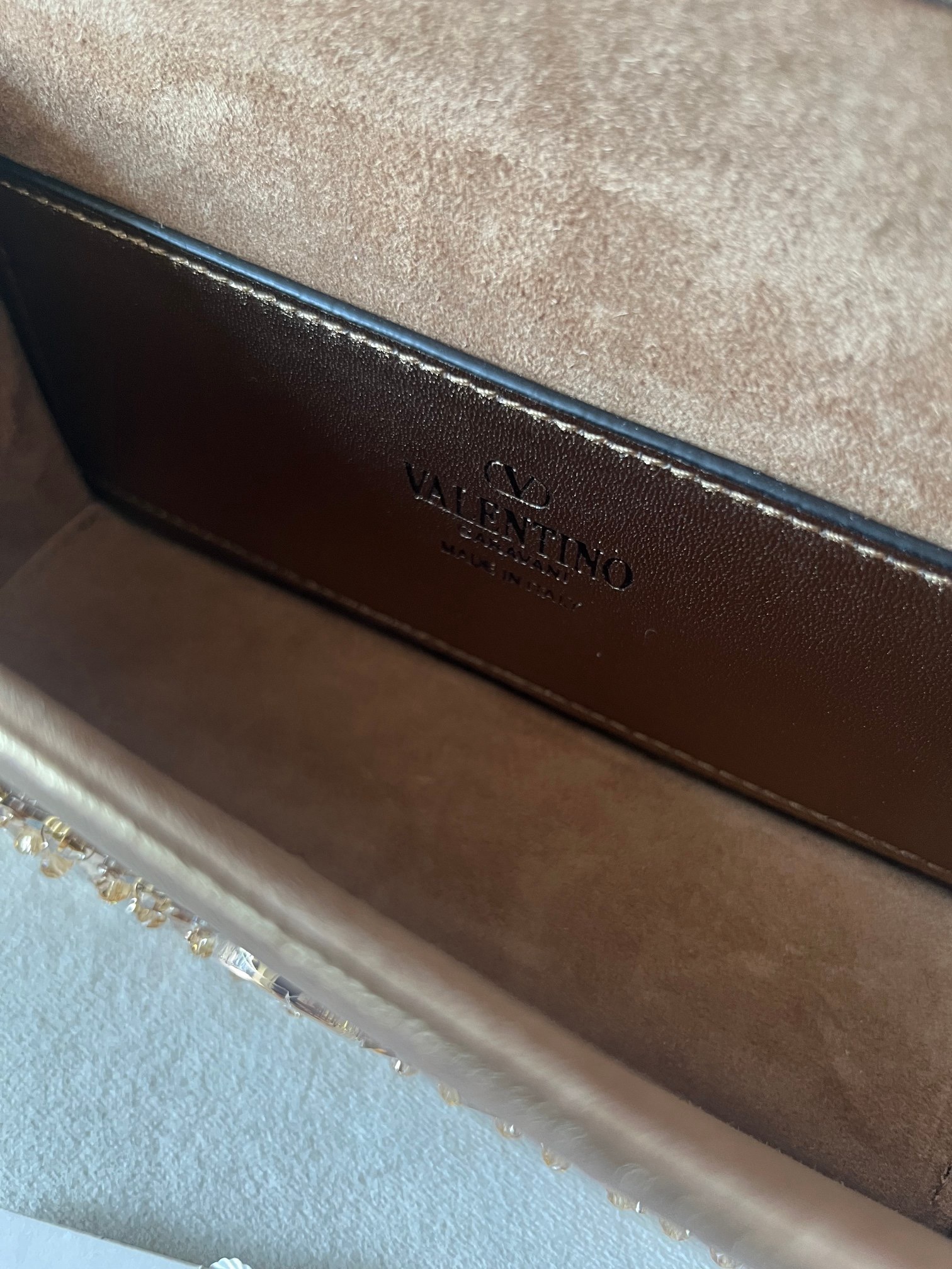 Valentino Garavani Mini Loco-19*10.5*5CM