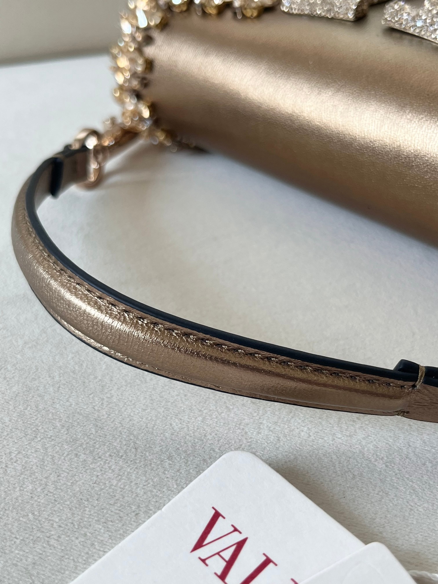 Valentino Garavani Mini Loco-19*10.5*5CM