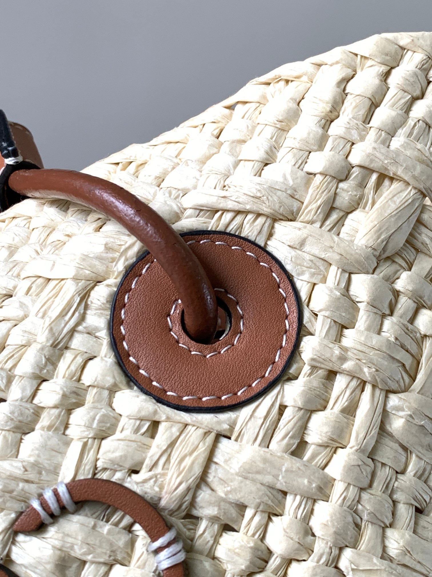 L0ew* anagram basket tote-34*16.5*13cm