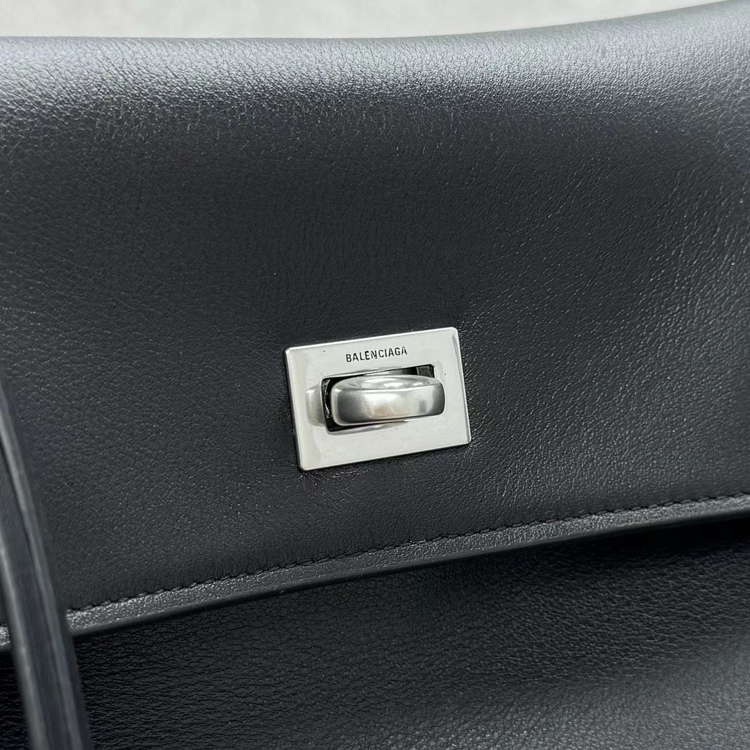 Balenciag Rodeo Handbags-39.8x29.9x12.9CM