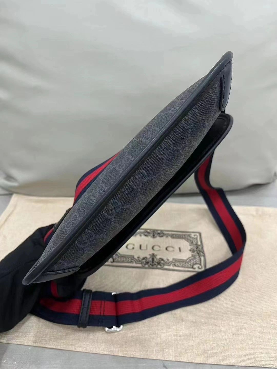 g*u*i vintage gg S*p*e brossbody bag-20x13x2.5cm