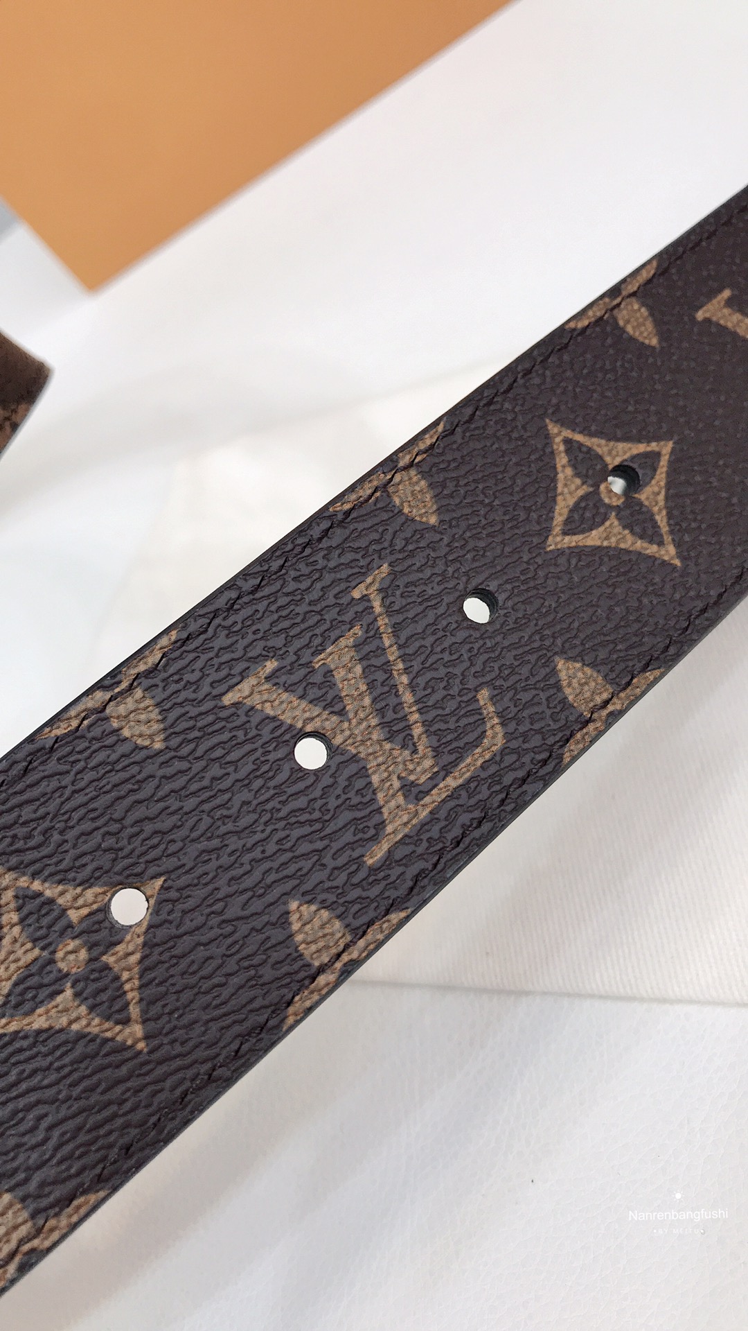 l0*is V*t0n belt-3.8cm