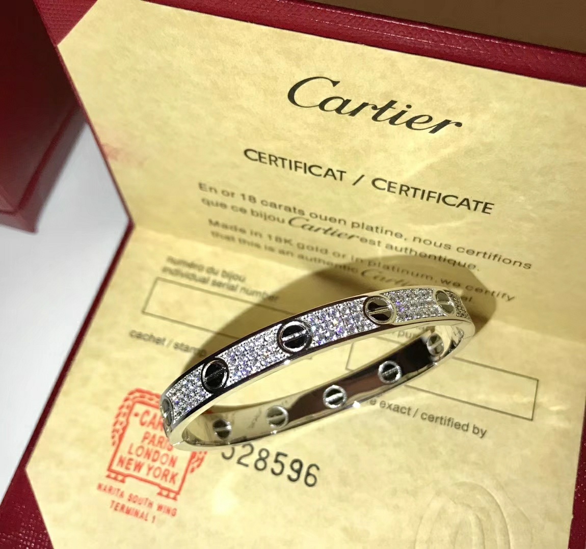 Ca*t*er bracelet