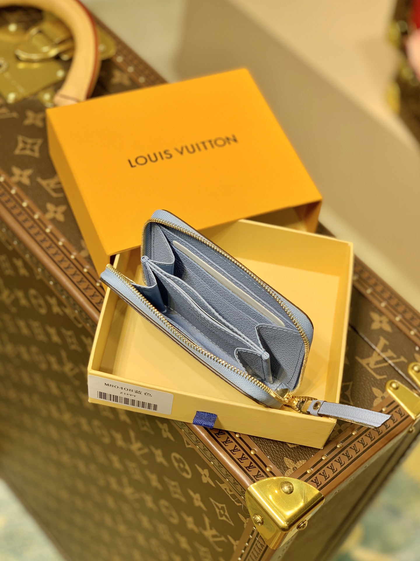 l0*is V*t0n by the pool zippy wallet-11*8.5*12cm