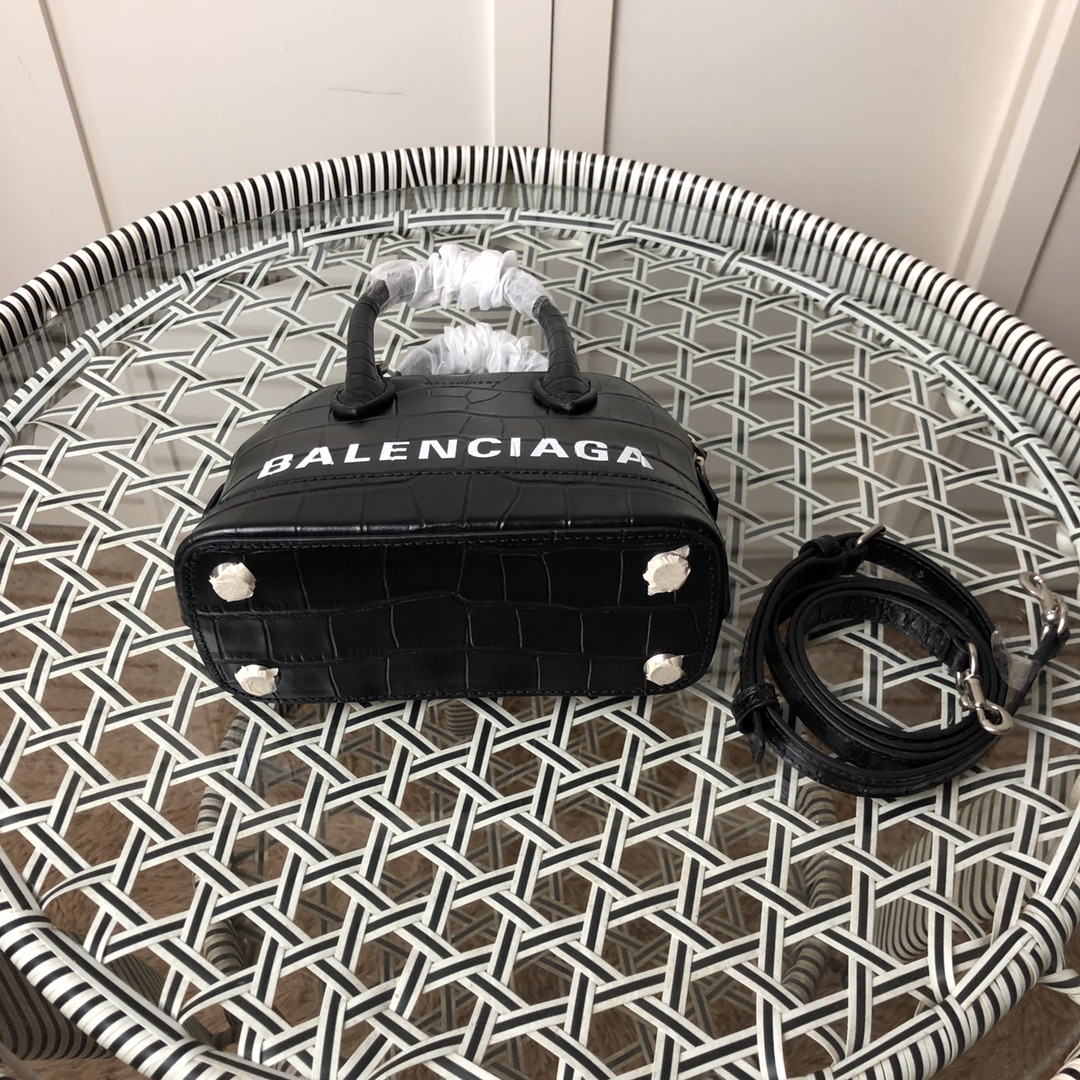 Ba*len*cia*ga ville bag-18x8x16cm