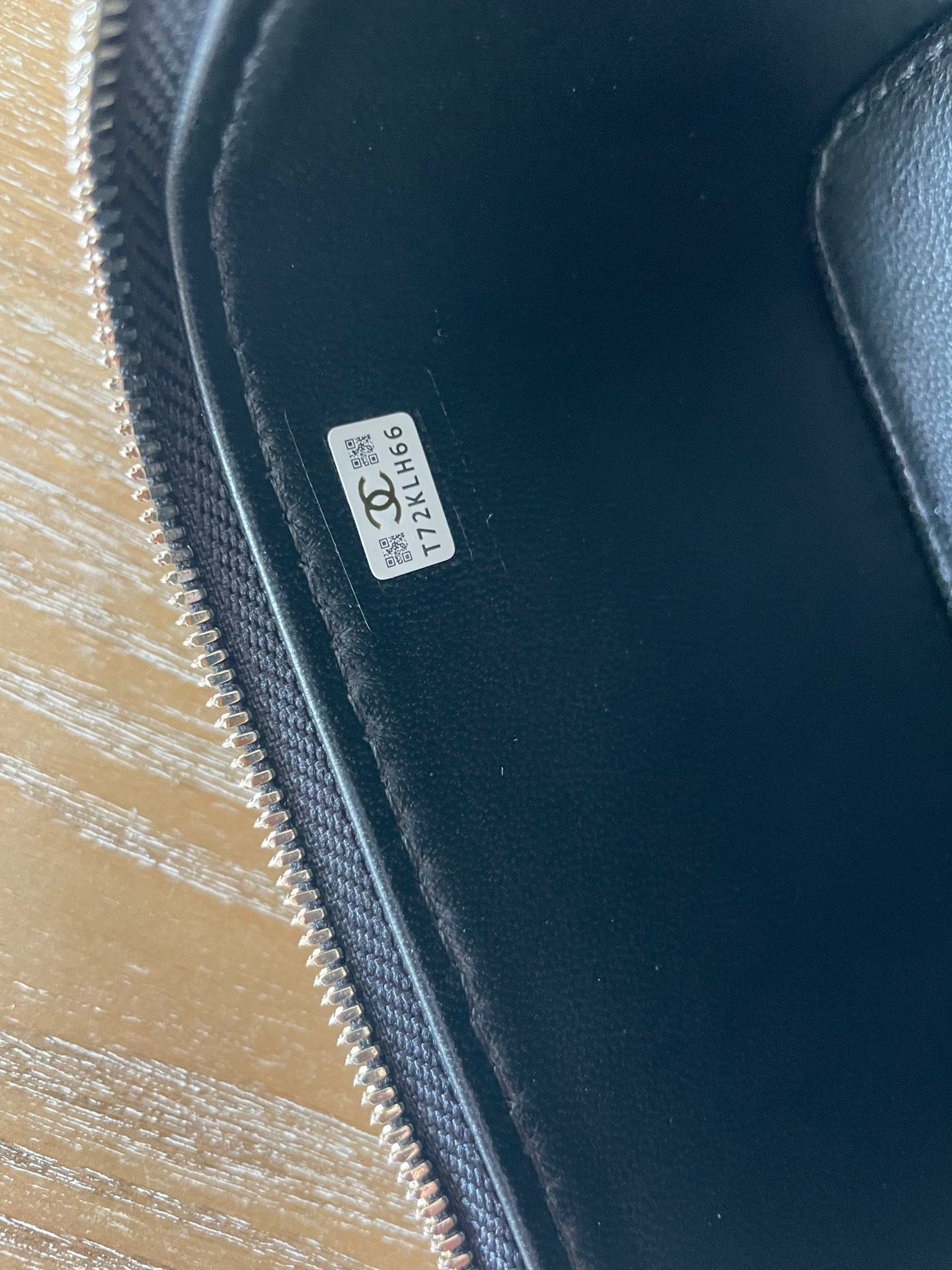 Ch@nel Cosmetic Bag-Caviar-BAG-2365324