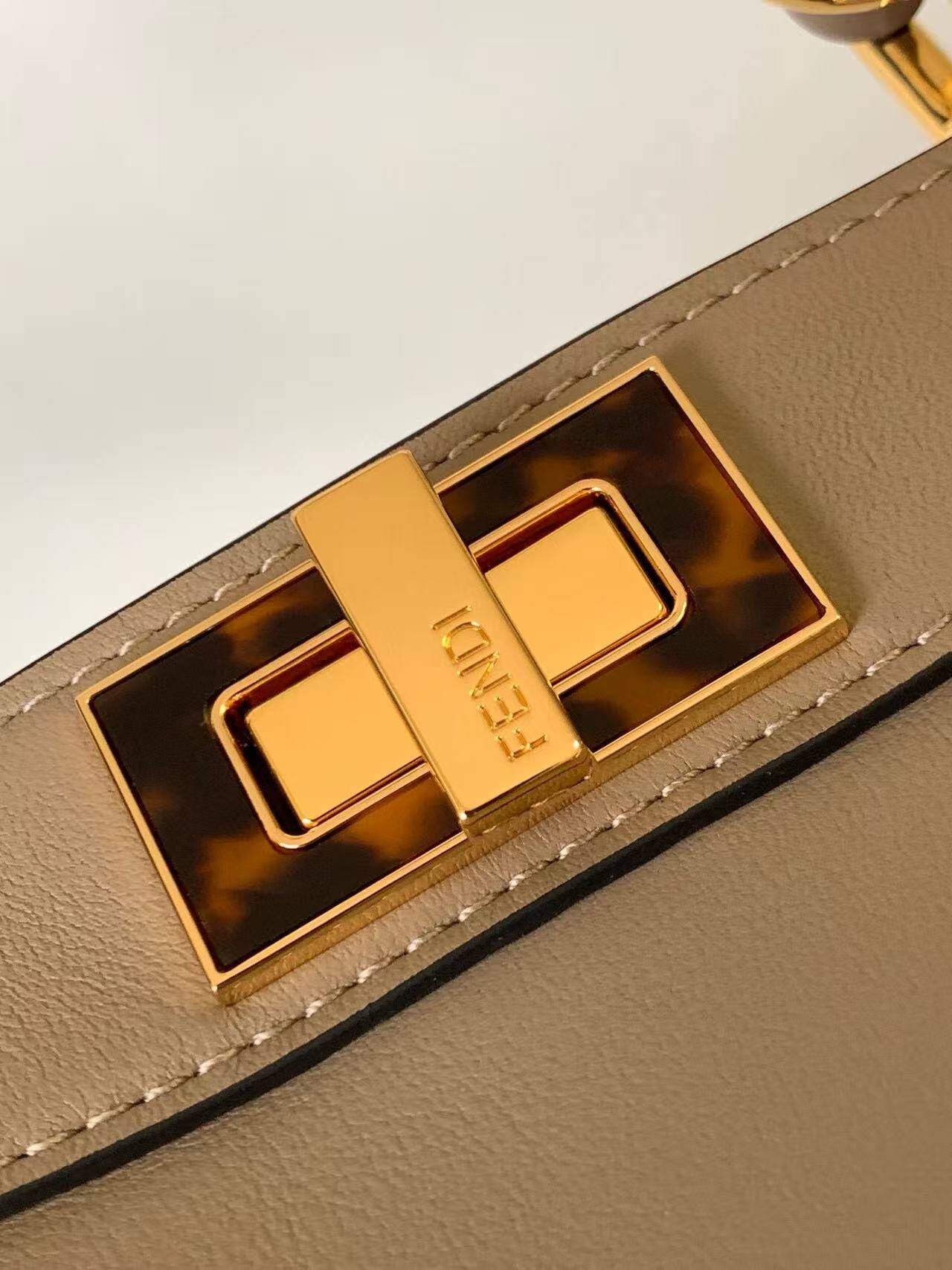 F**di peekaboo iseeu bag-20x11x15cm