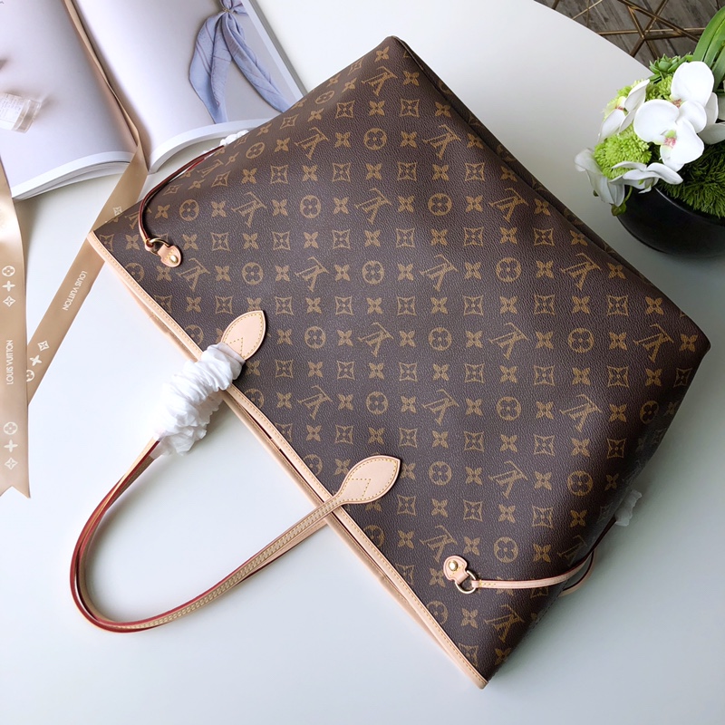l0*is V*t0n neverfull gm (brown inside) -40*33*20cm