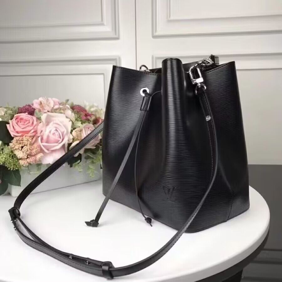 l0*is V*t0n néonoé bucket bag -24.27.15cm