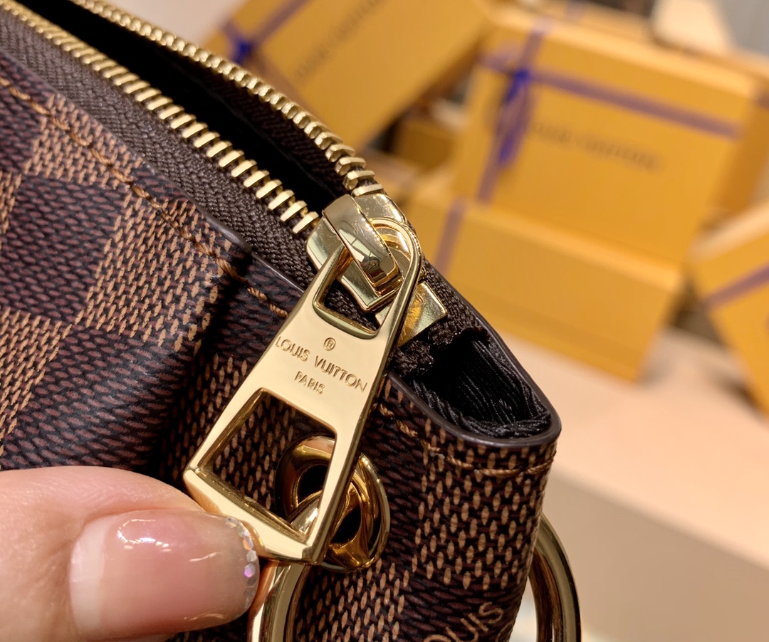 l0*is V*t0n m45986 boétie-31.5*28*16cm