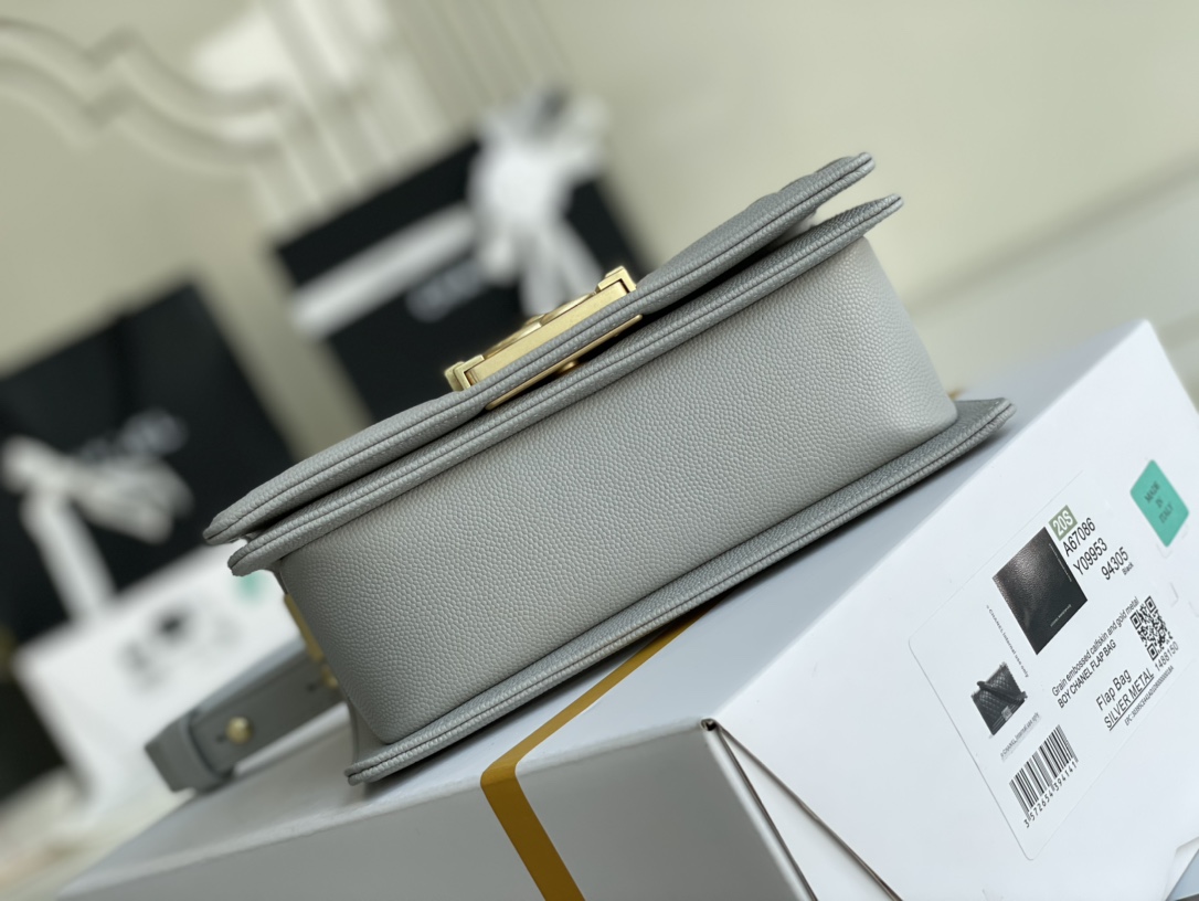 Ch@nel Boy Bag-Caviar-20CM