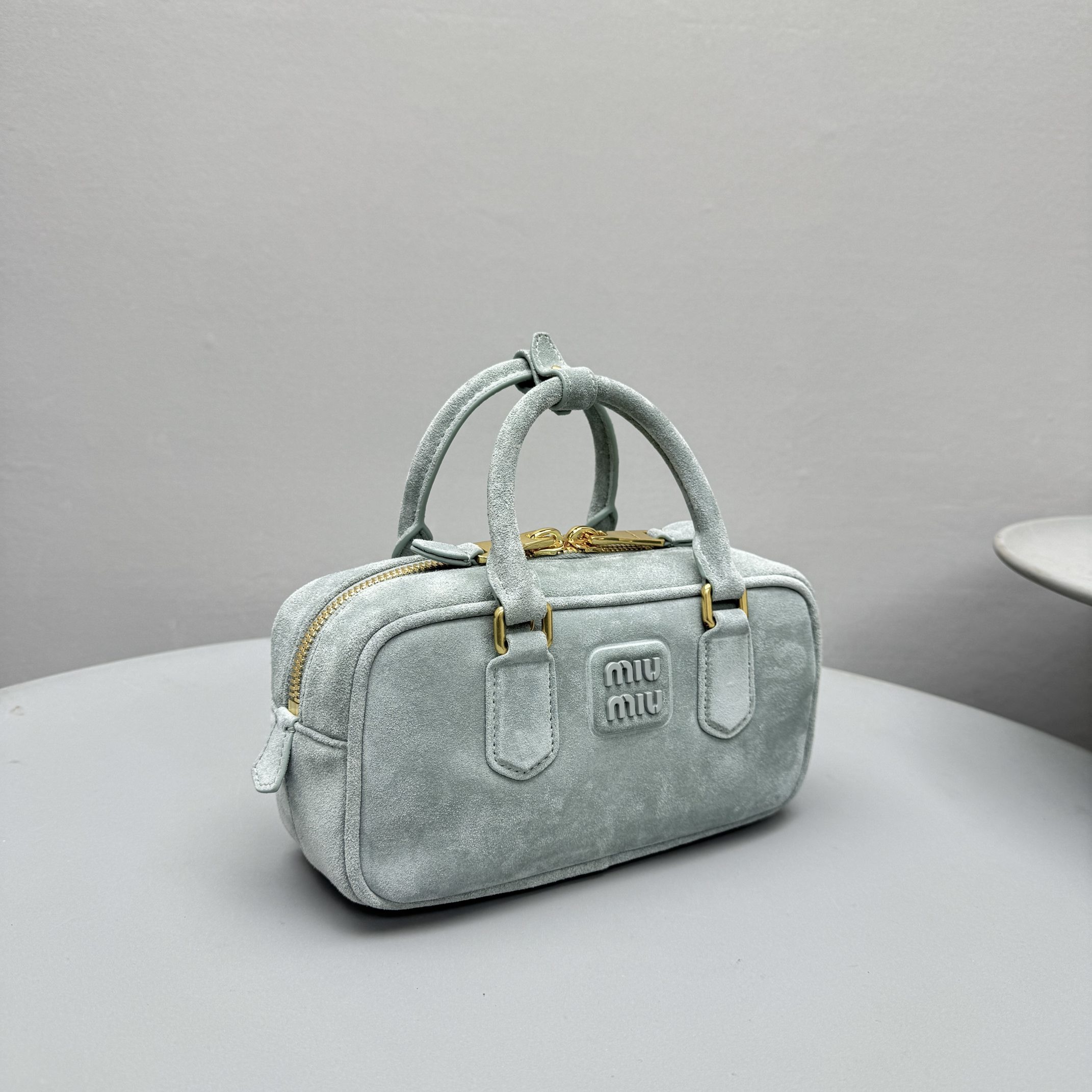 M1um1u Top Handbags-22X10.5X7.5CM