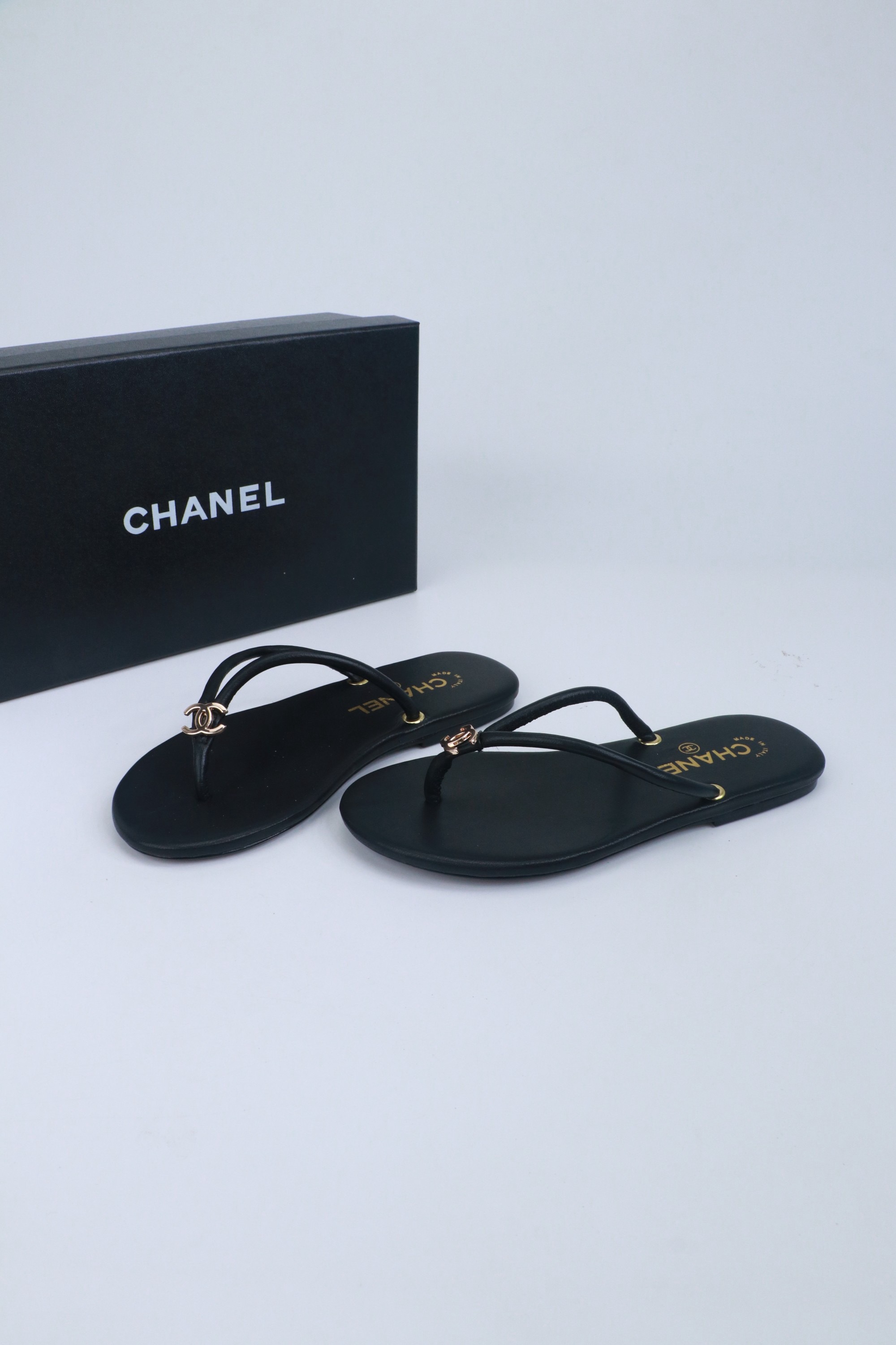 Ch@nel Slides