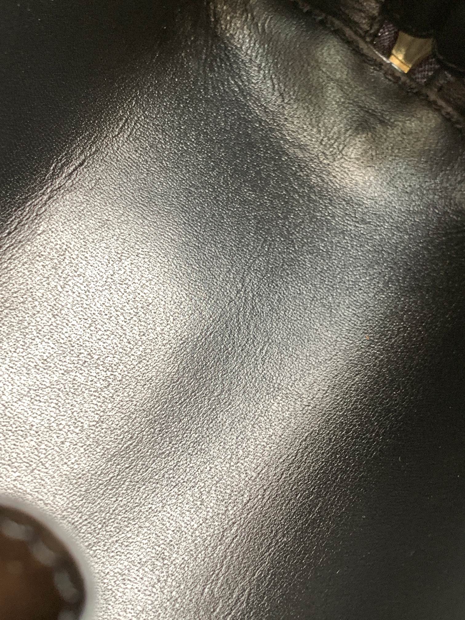 Celin Triomphe Shell Bag-16 X 11X 8CM