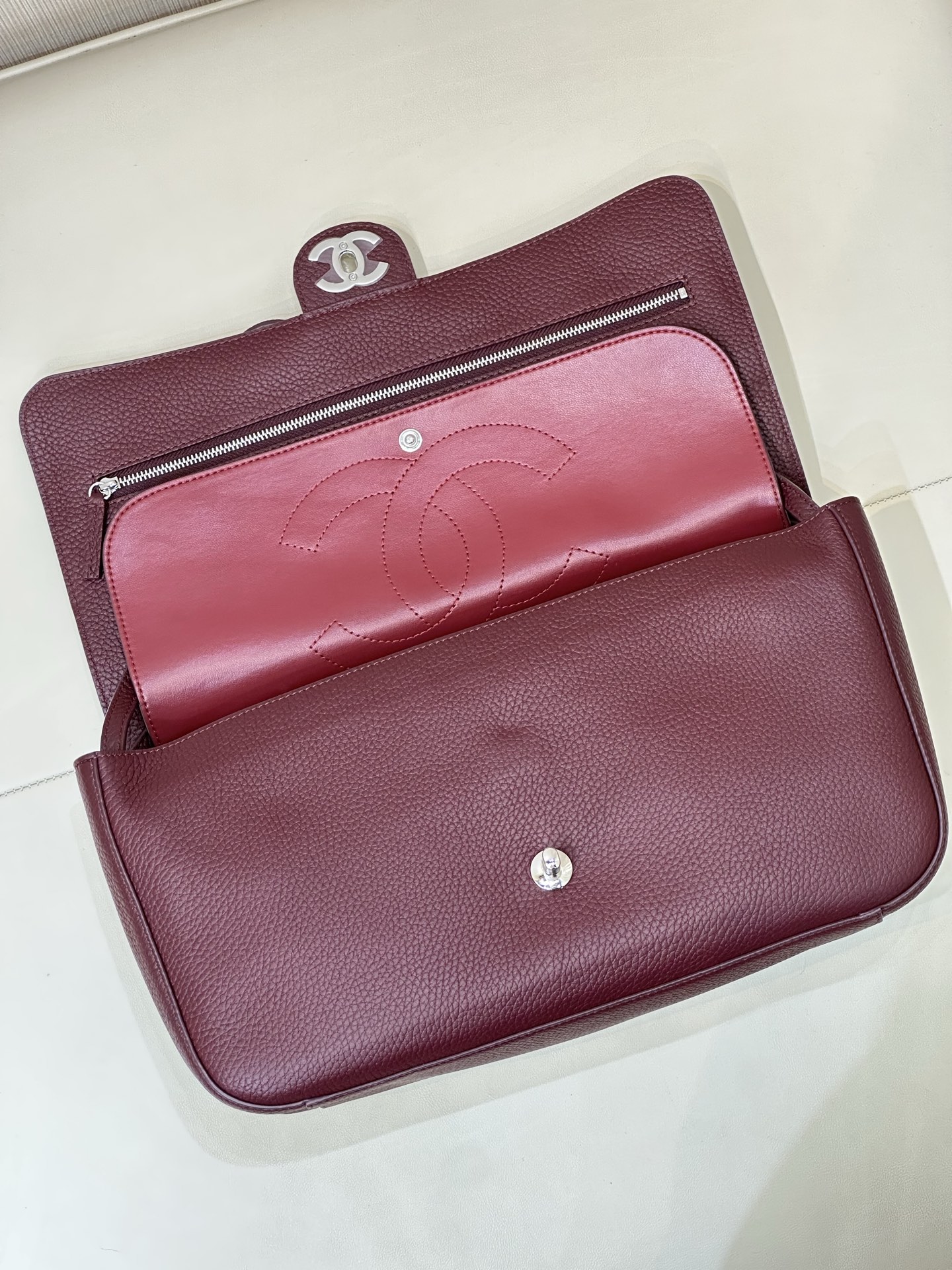 Cha*nel Grained Calfskin Small Souplissimo Maxi Flap-32CM