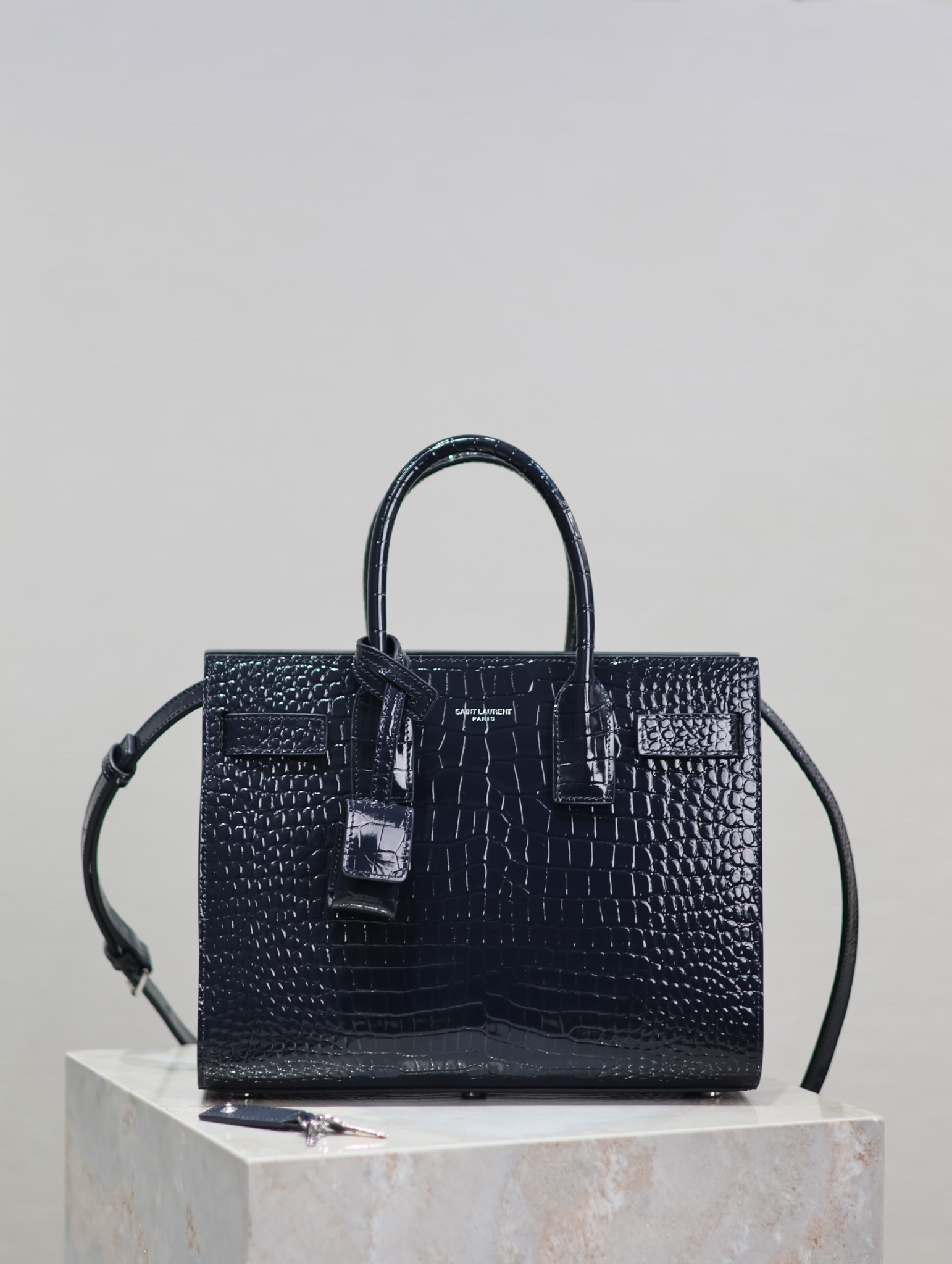 Y51 Sac De Jour-22x18x10.5&26x20.5x12.5CM